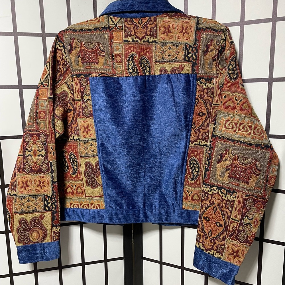 Vintage embroidered Tapestry Patchwork Jacket - NWT - Picture 3 of 6